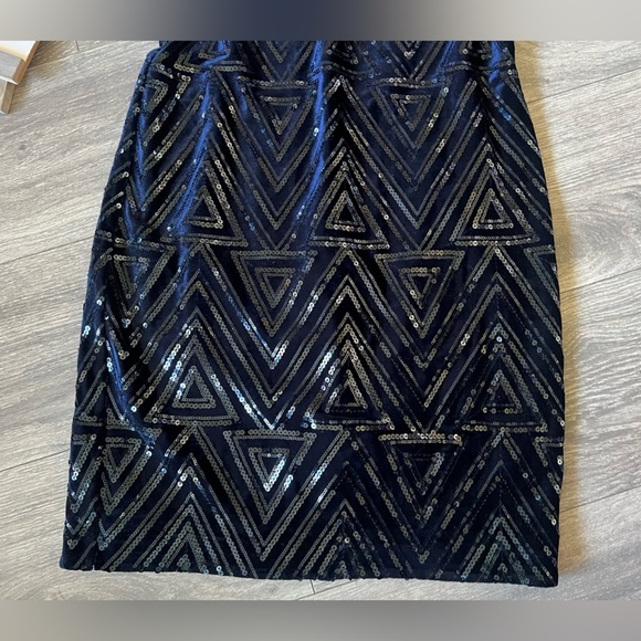 Eliza J Elegant Diamond Patterned Navy Sequin Mini Dress. Size 6 NWOT! - Picture 8 of 14
